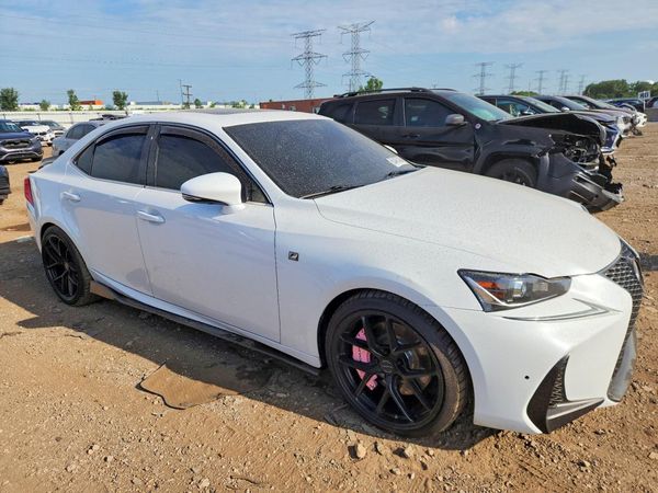 2019 LEXUS IS