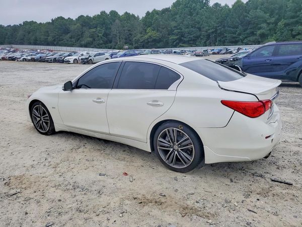 2016 INFINITI Q50