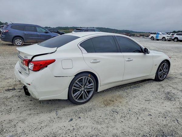 2016 INFINITI Q50