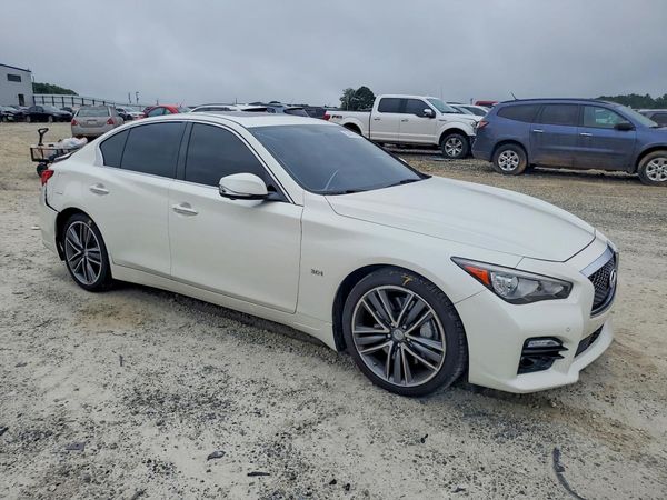 2016 INFINITI Q50