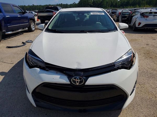 2017 TOYOTA COROLLA