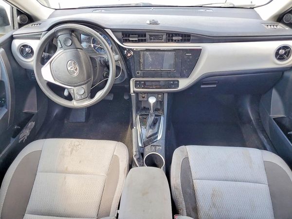 2017 TOYOTA COROLLA