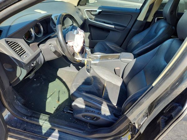 2013 VOLVO XC60