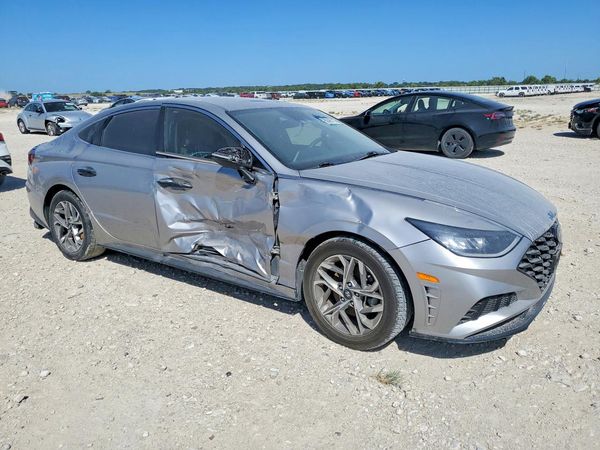 2021 HYUNDAI SONATA
