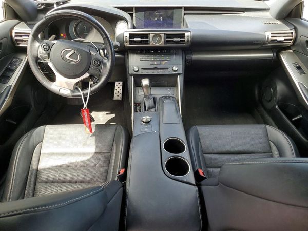 2016 LEXUS IS