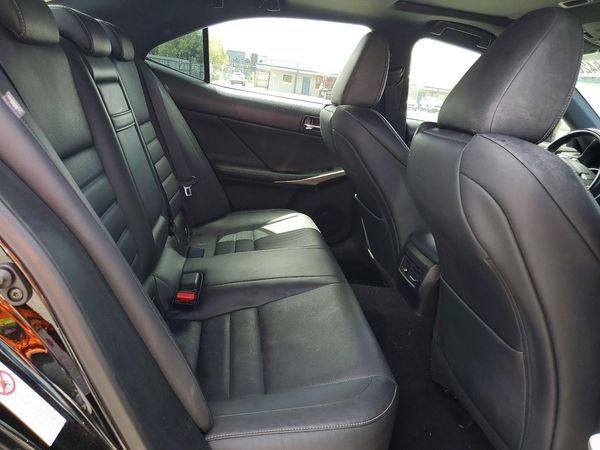 2016 LEXUS IS