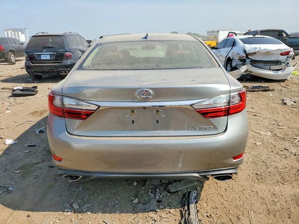 2017 LEXUS ES