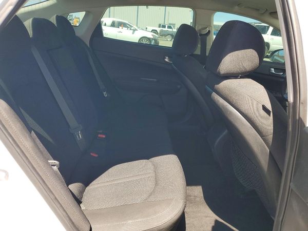 2019 KIA OPTIMA LX, S