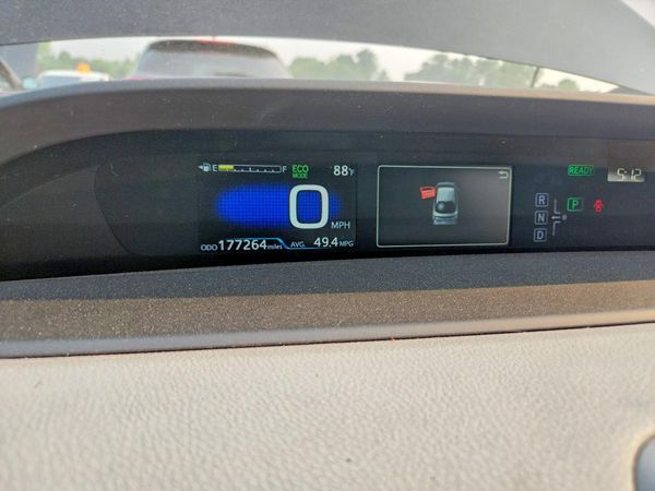 2016 TOYOTA PRIUS