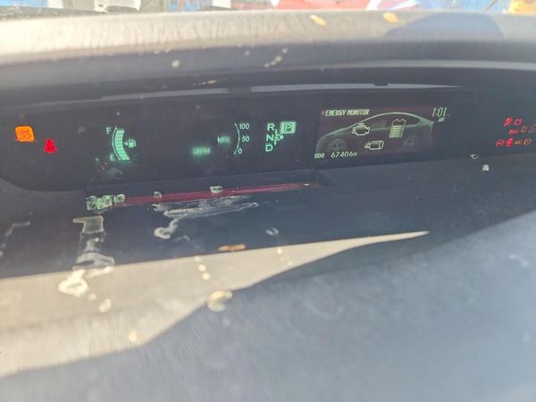 2015 TOYOTA PRIUS