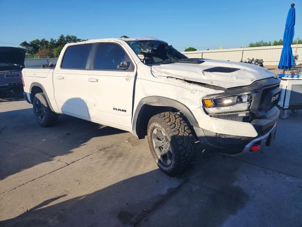 2019 RAM 1500 REBEL CREW CAB 4X4