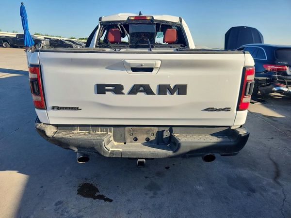 2019 RAM 1500 REBEL CREW CAB 4X4