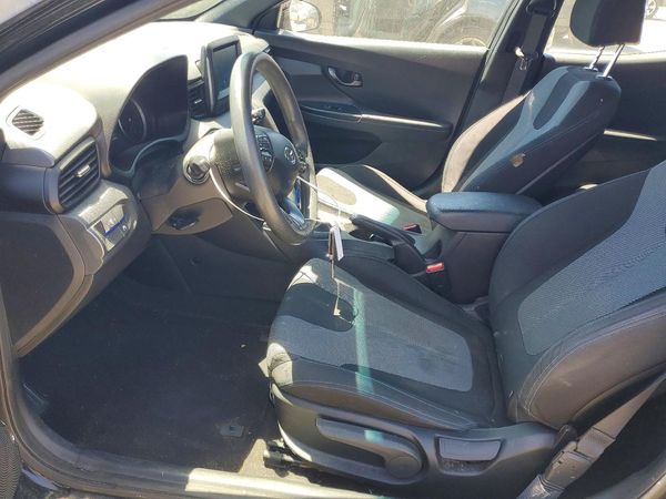2019 HYUNDAI VELOSTER 2.0L and 2.0L Premium