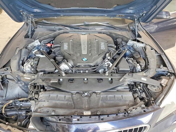 2013 BMW 750