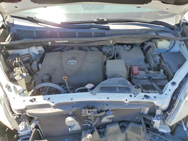 2017 TOYOTA SIENNA