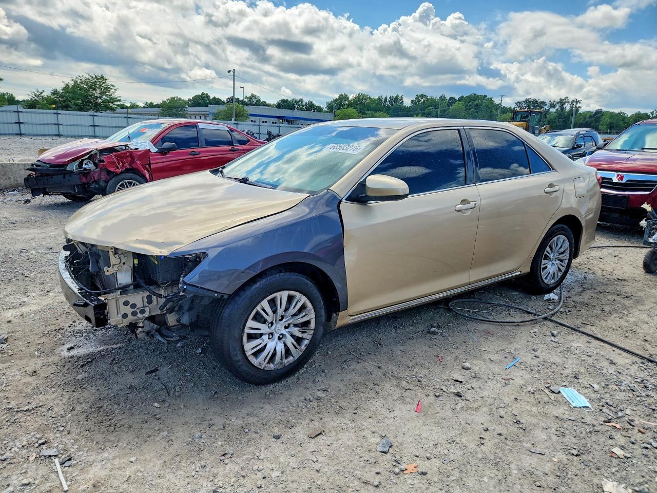 2012 TOYOTA CAMRY