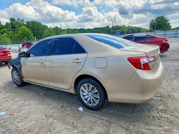 2012 TOYOTA CAMRY