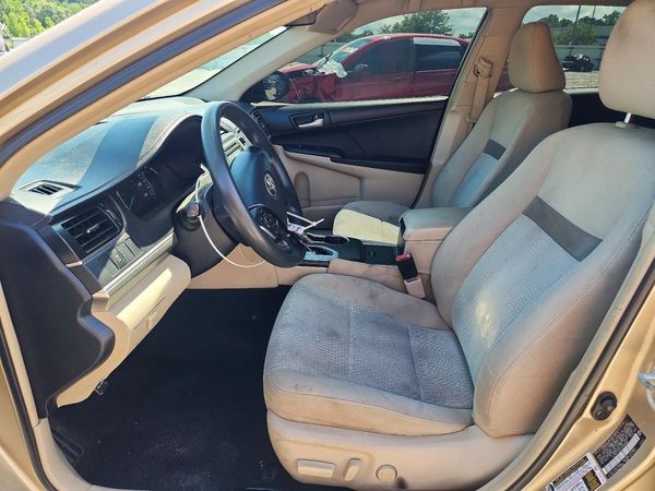 2012 TOYOTA CAMRY