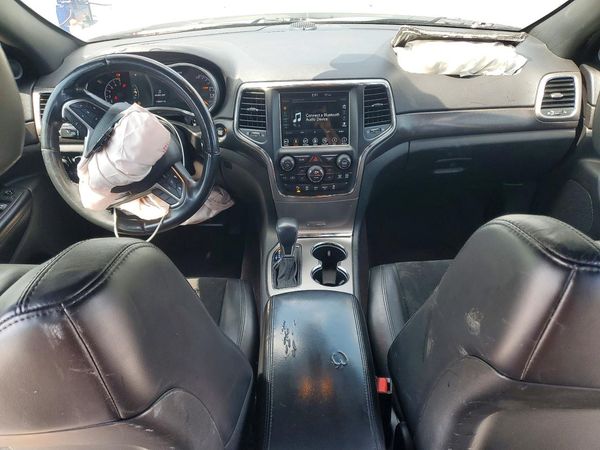 2018 JEEP GRAND CHEROKEE LAREDO 4X2