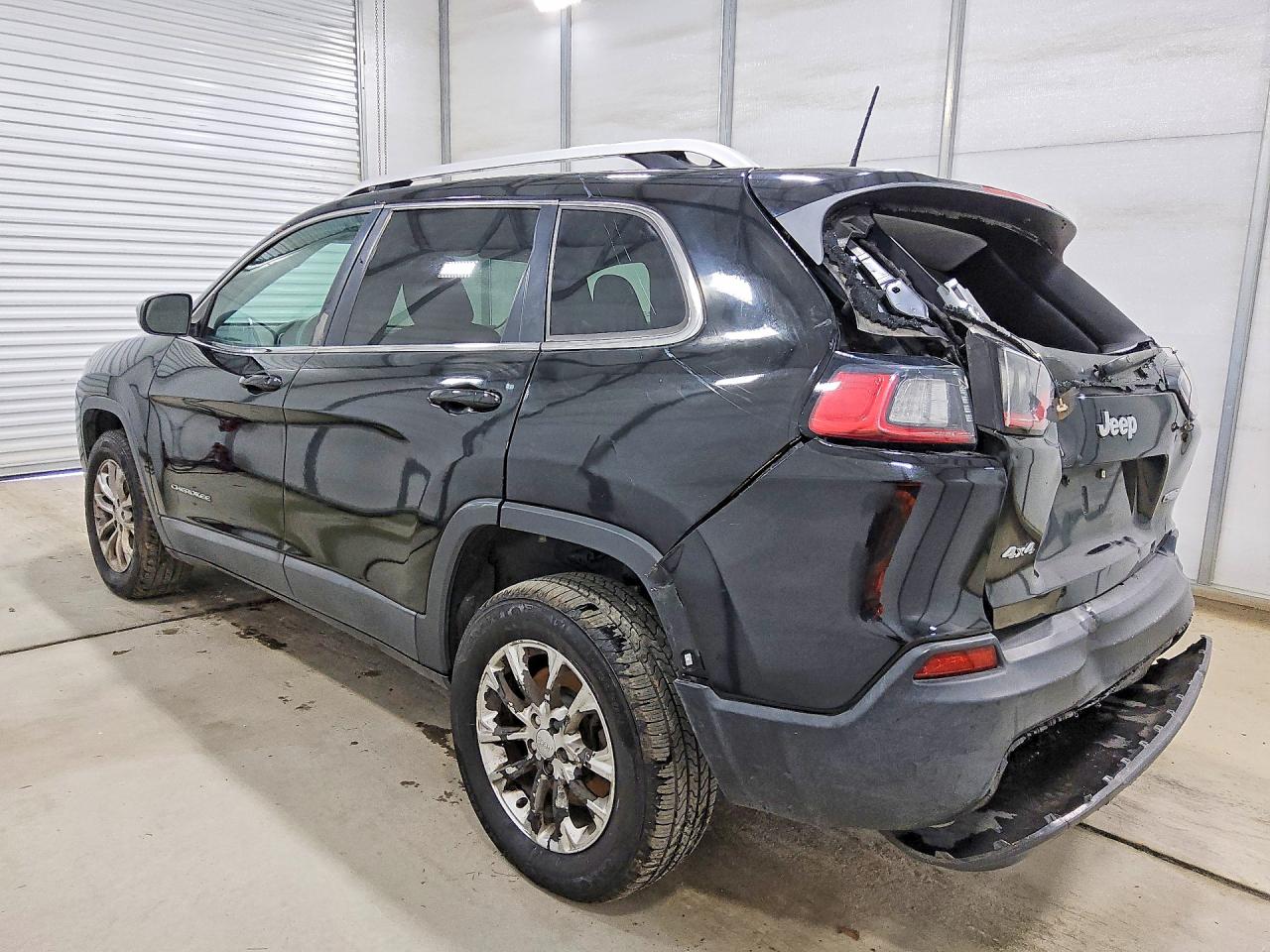 2019 JEEP CHEROKEE LATITUDE 4X4