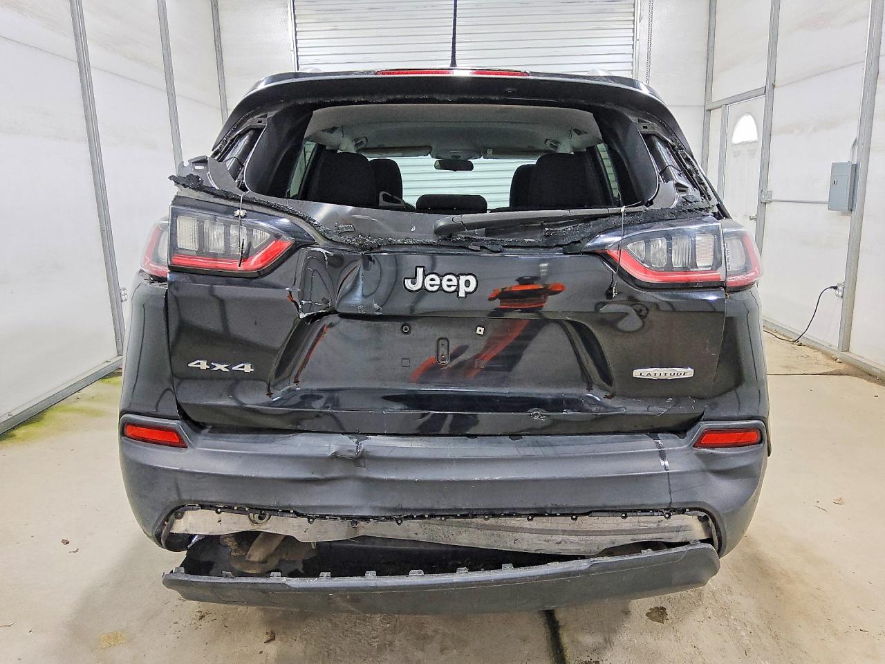 2019 JEEP CHEROKEE LATITUDE 4X4