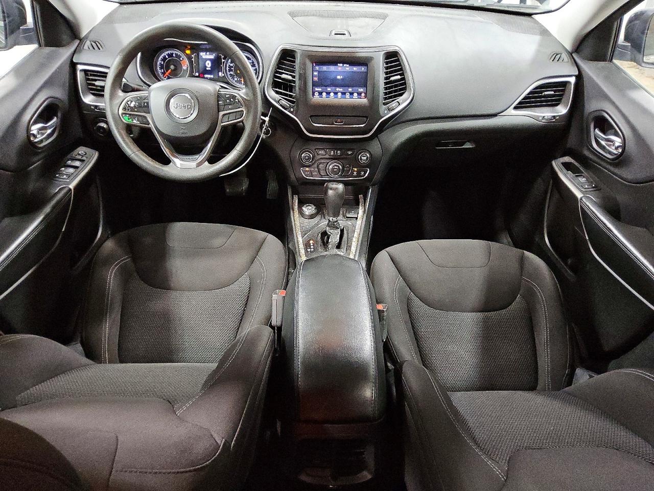 2019 JEEP CHEROKEE LATITUDE 4X4