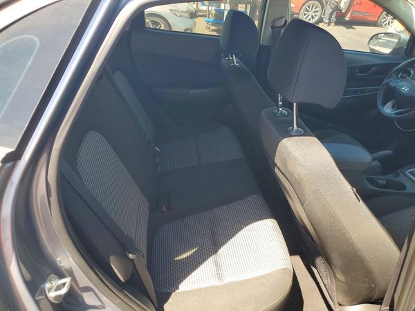 2019 HYUNDAI KONA SE