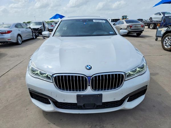 2019 BMW 750