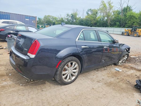 2017 CHRYSLER 300 Limited