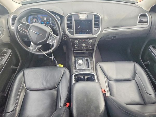 2017 CHRYSLER 300 Limited