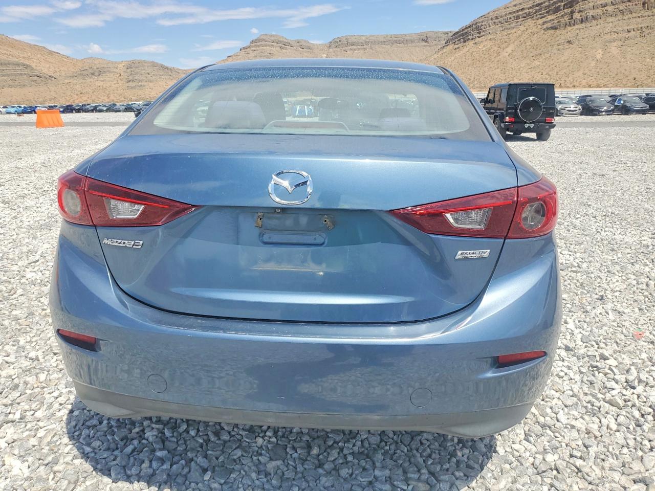 2016 MAZDA 3 SV/Base