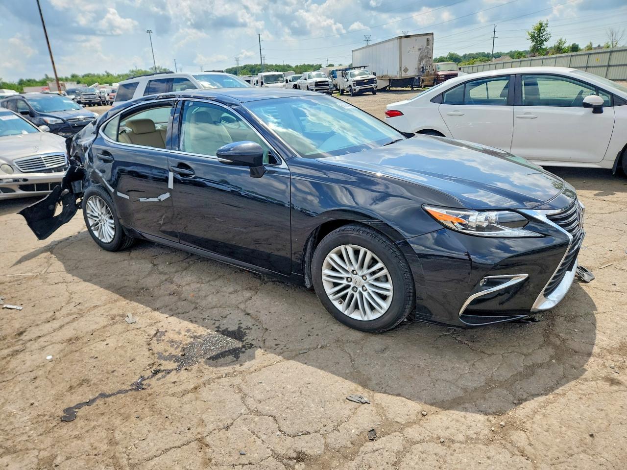 2016 LEXUS ES 350