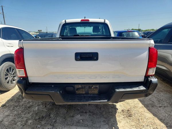 2016 TOYOTA TACOMA SR/SR5