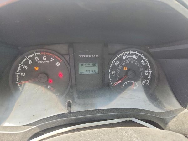 2016 TOYOTA TACOMA SR/SR5