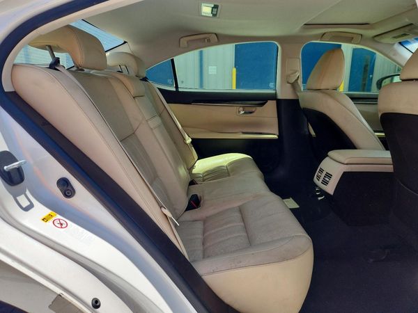 2016 LEXUS ES 350