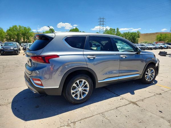 2019 HYUNDAI SANTA FE SE