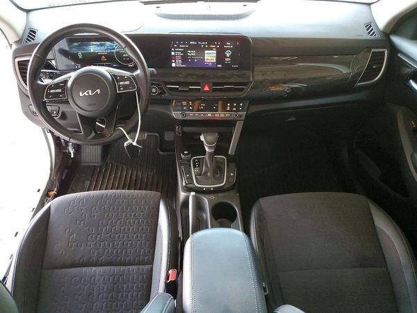 2024 KIA SELTOS S, X-Line