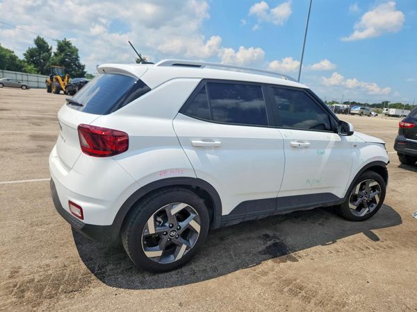 2026 HYUNDAI VENUE SEL, SEL w/ 2-Tone Roof