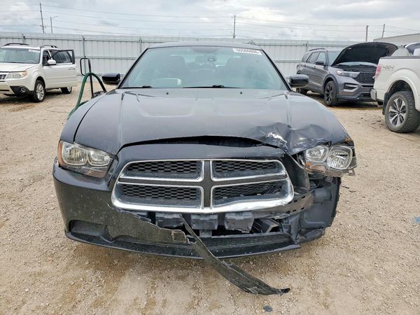 2014 DODGE CHARGER SE
