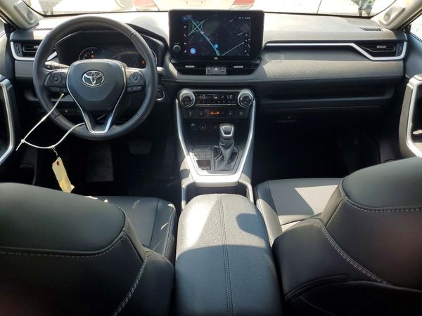 2025 TOYOTA RAV4