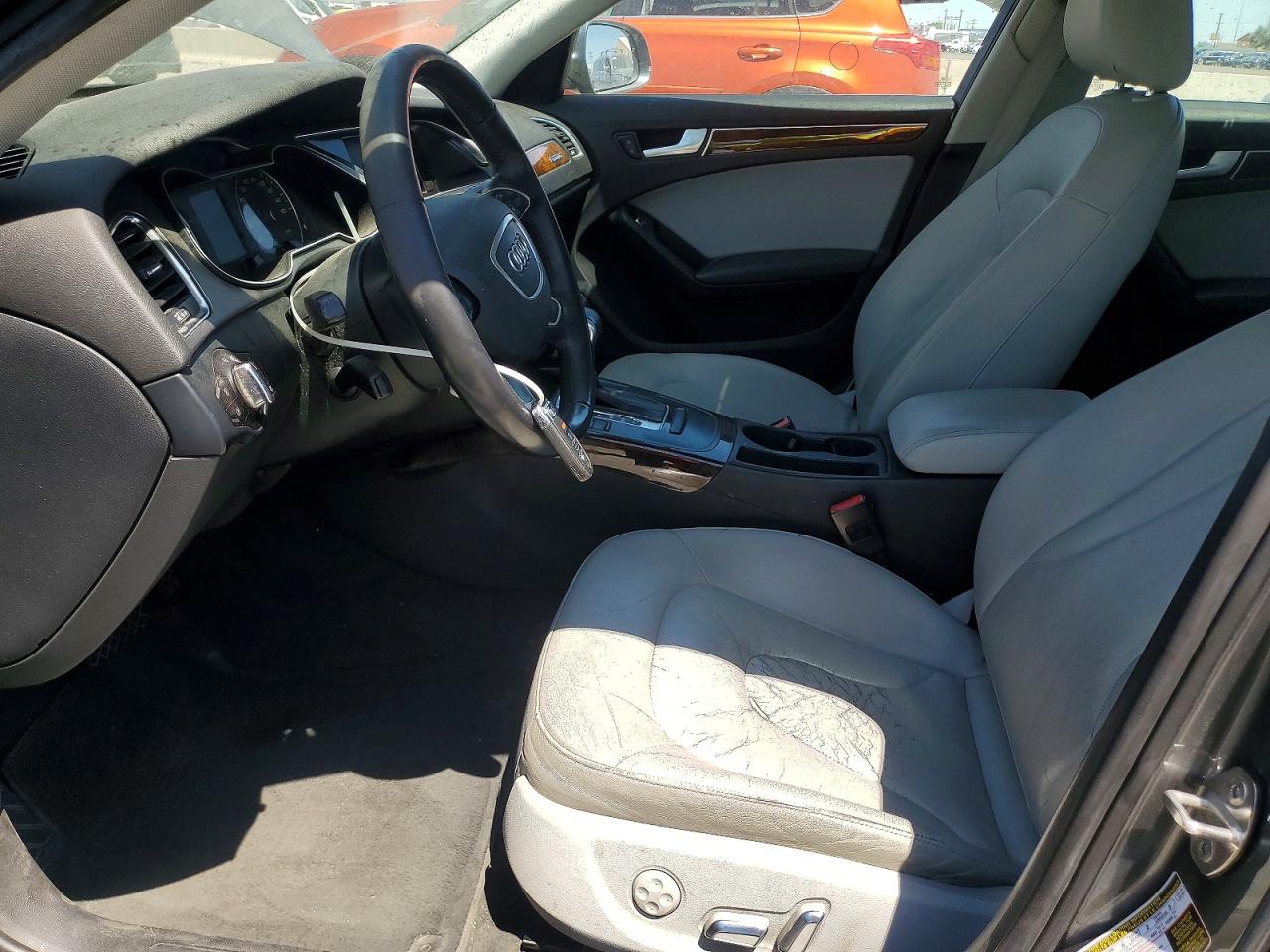 2014 AUDI A4 quattro Premium