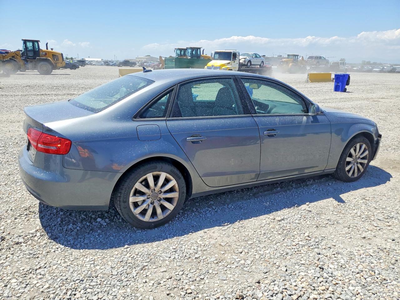2014 AUDI A4 quattro Premium