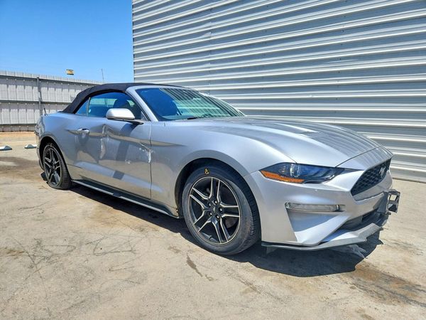 2023 FORD MUSTANG I4