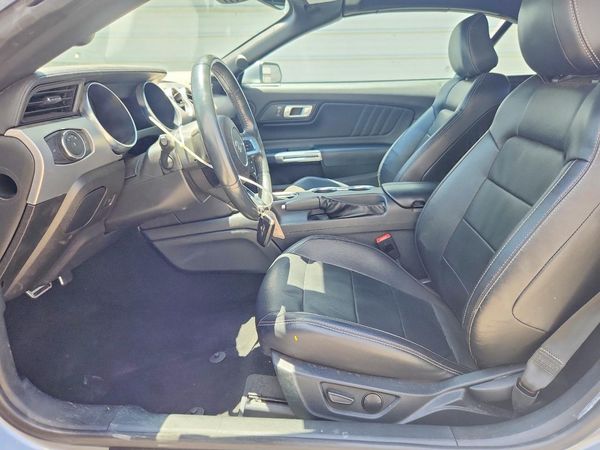 2023 FORD MUSTANG I4