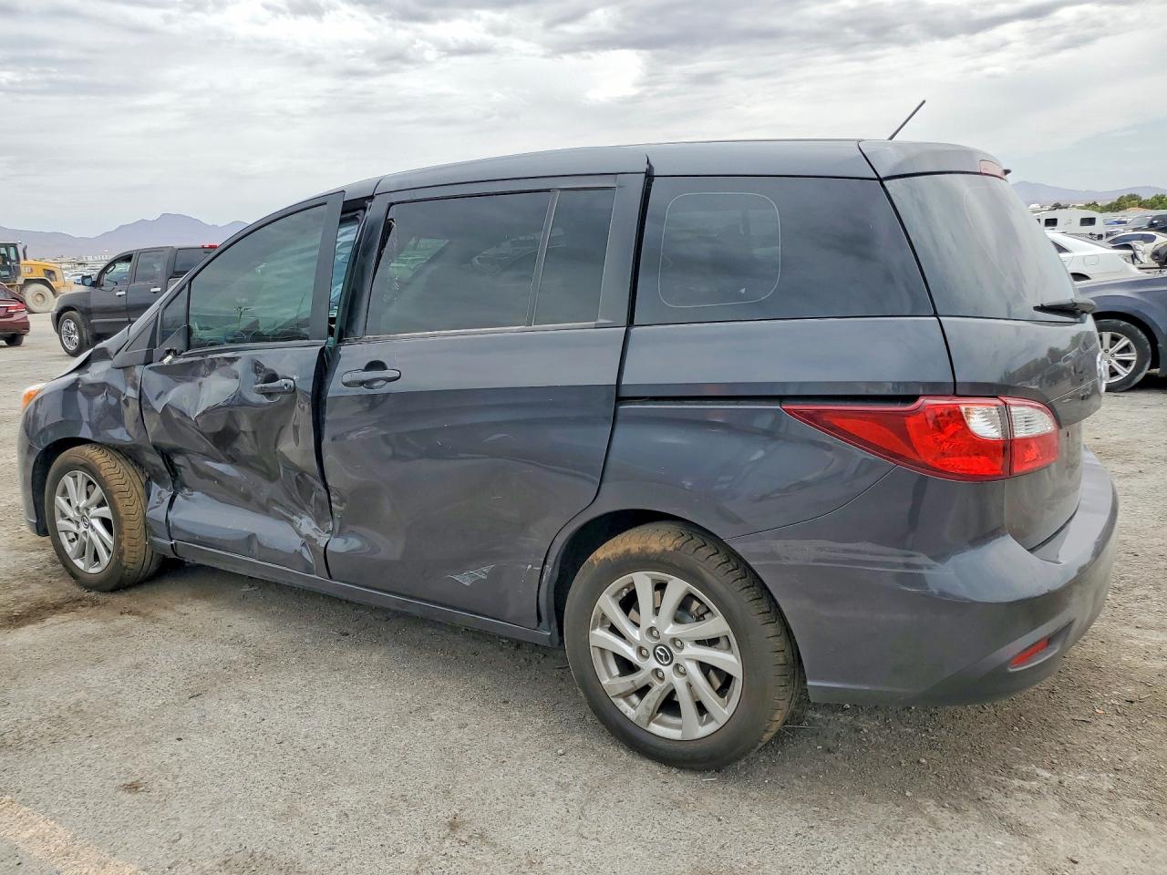 2013 MAZDA 5 Sport/GX