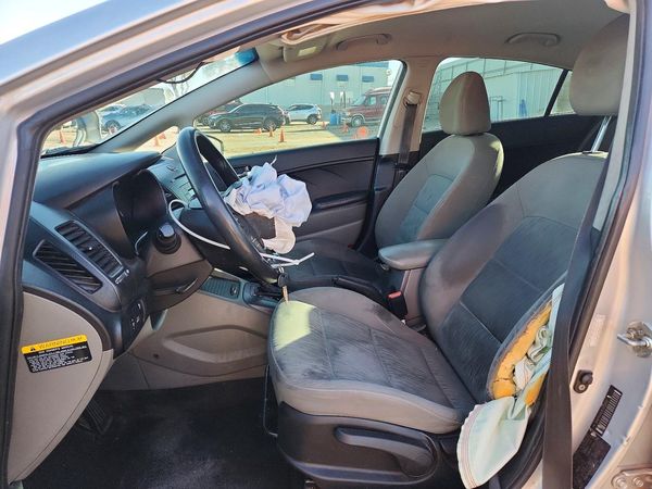 2015 KIA FORTE GL(Middle-low grade)