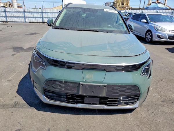 2024 KIA NIRO