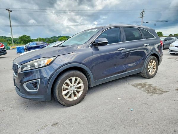 2017 KIA SORENTO L, LX