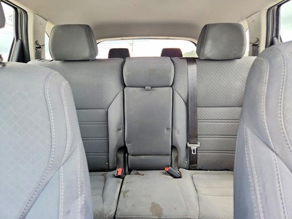 2017 KIA SORENTO L, LX