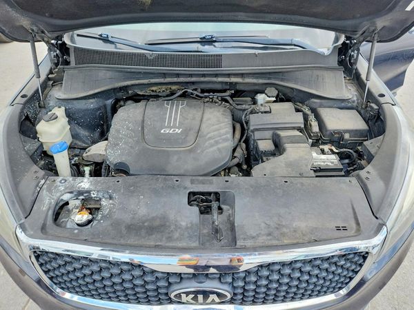 2017 KIA SORENTO L, LX